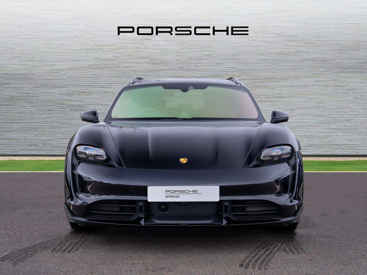 Used Porsche Taycan 2022 for sale - 76553076: Photo 6