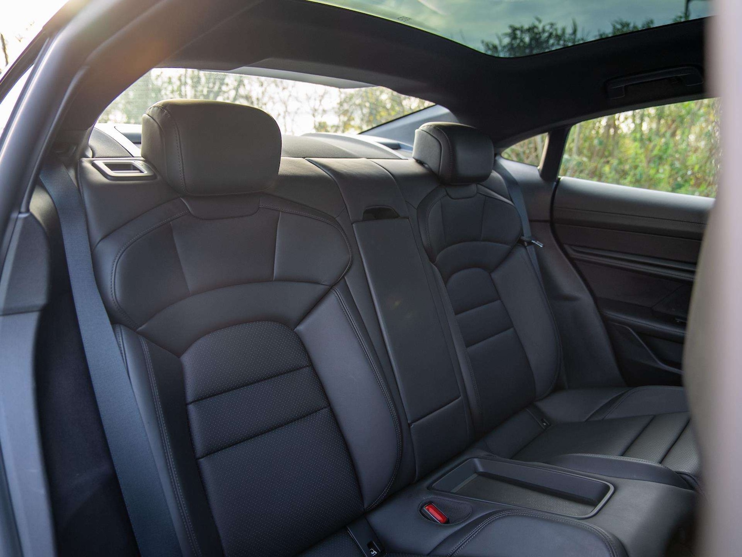 Used Porsche Taycan 2020 for sale - 76553273: Photo 11