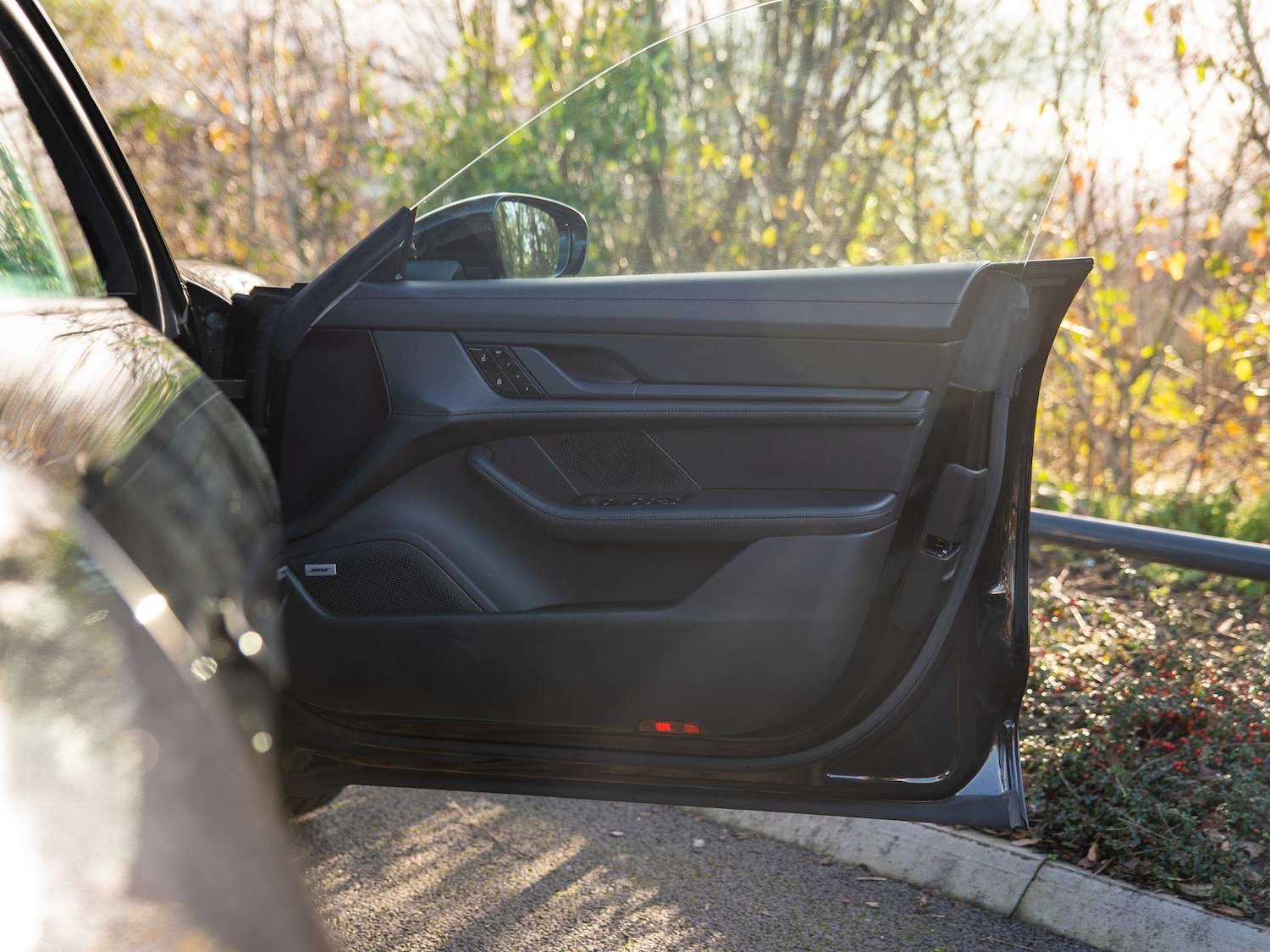 Used Porsche Taycan 2020 for sale - 76553273: Photo 34