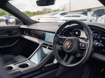 Used Porsche Taycan 2023 for sale - 79784876: Photo