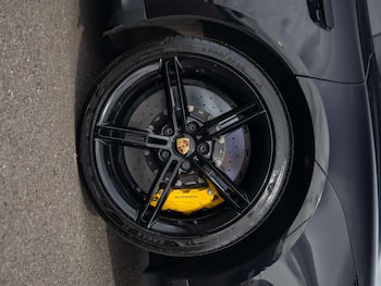 Used Porsche Taycan 2023 for sale - 79784876: Photo