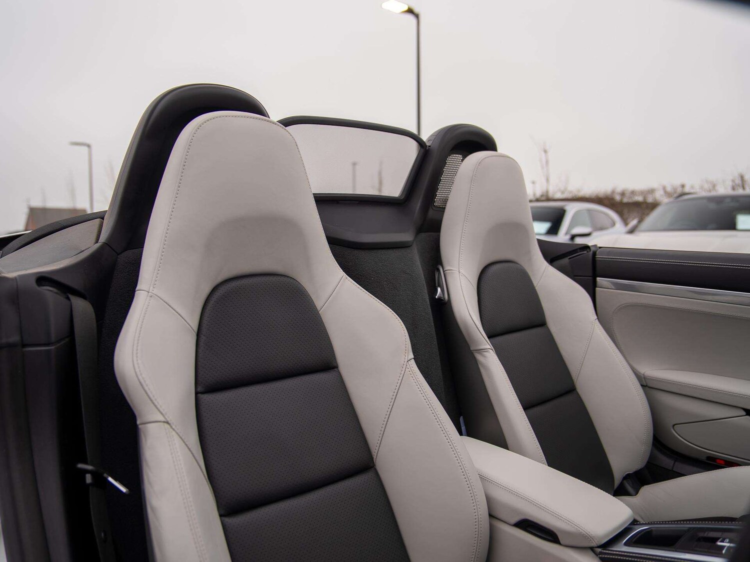 Used Porsche Boxster 2018 for sale - 78023904: Photo 16