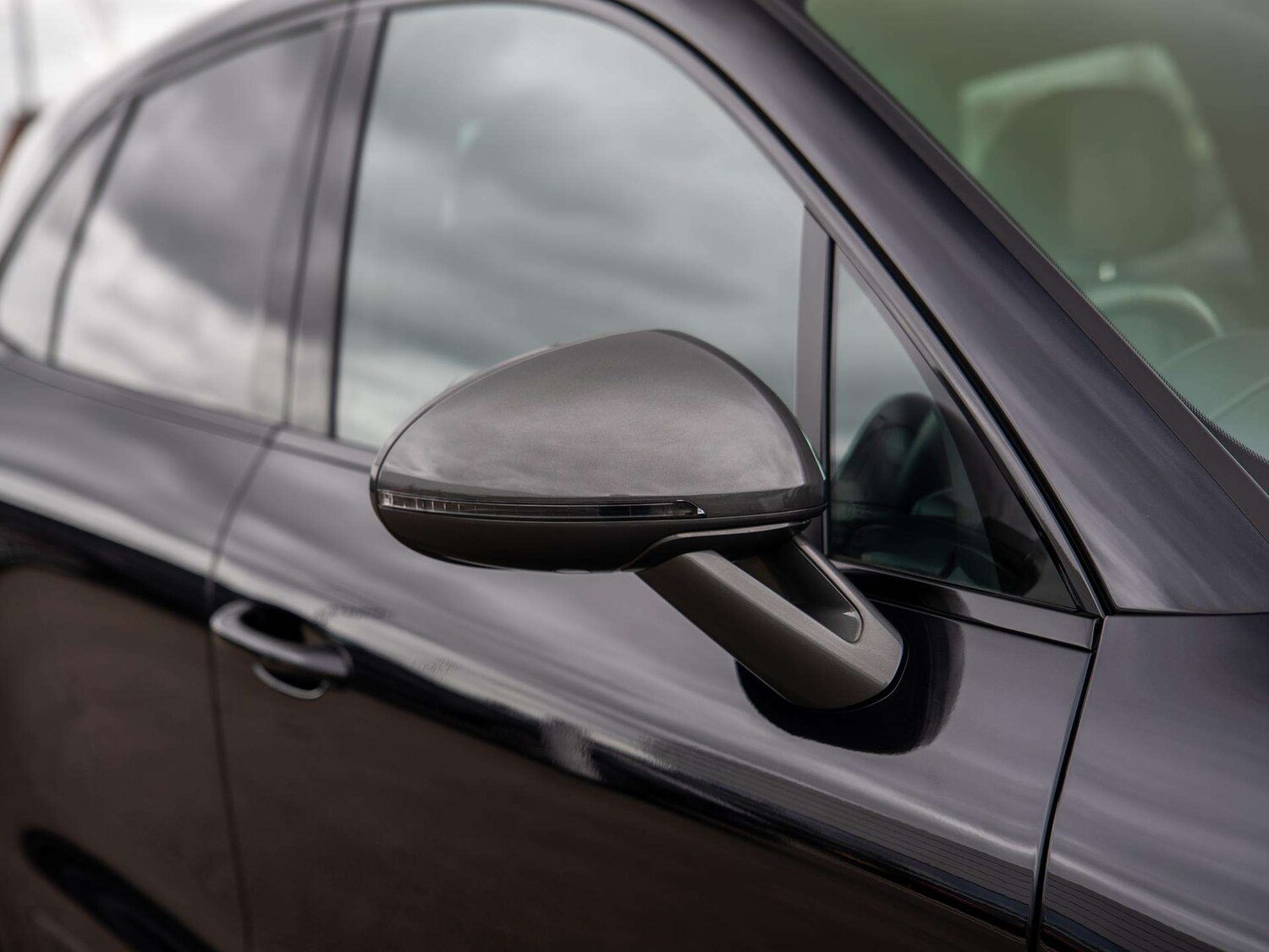 Used Porsche Macan 2023 for sale - 77727023: Photo 18