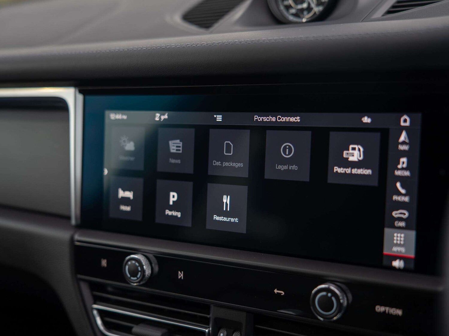 Used Porsche Macan 2023 for sale - 77727023: Photo 26