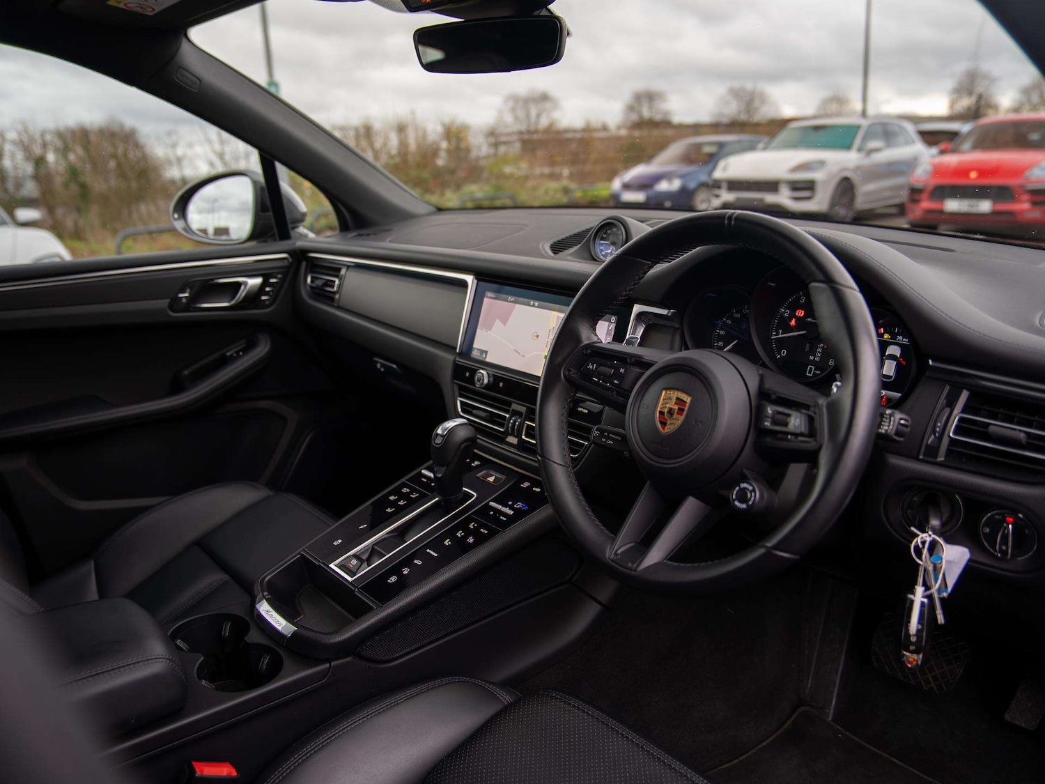 Used Porsche Macan 2023 for sale - 77727023: Photo 3