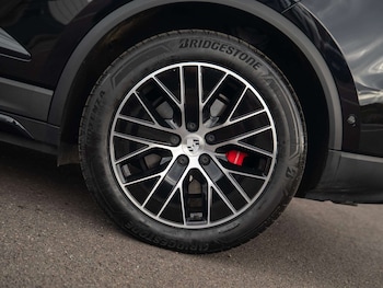 Used Porsche Macan 2024 for sale - 79624372: Photo