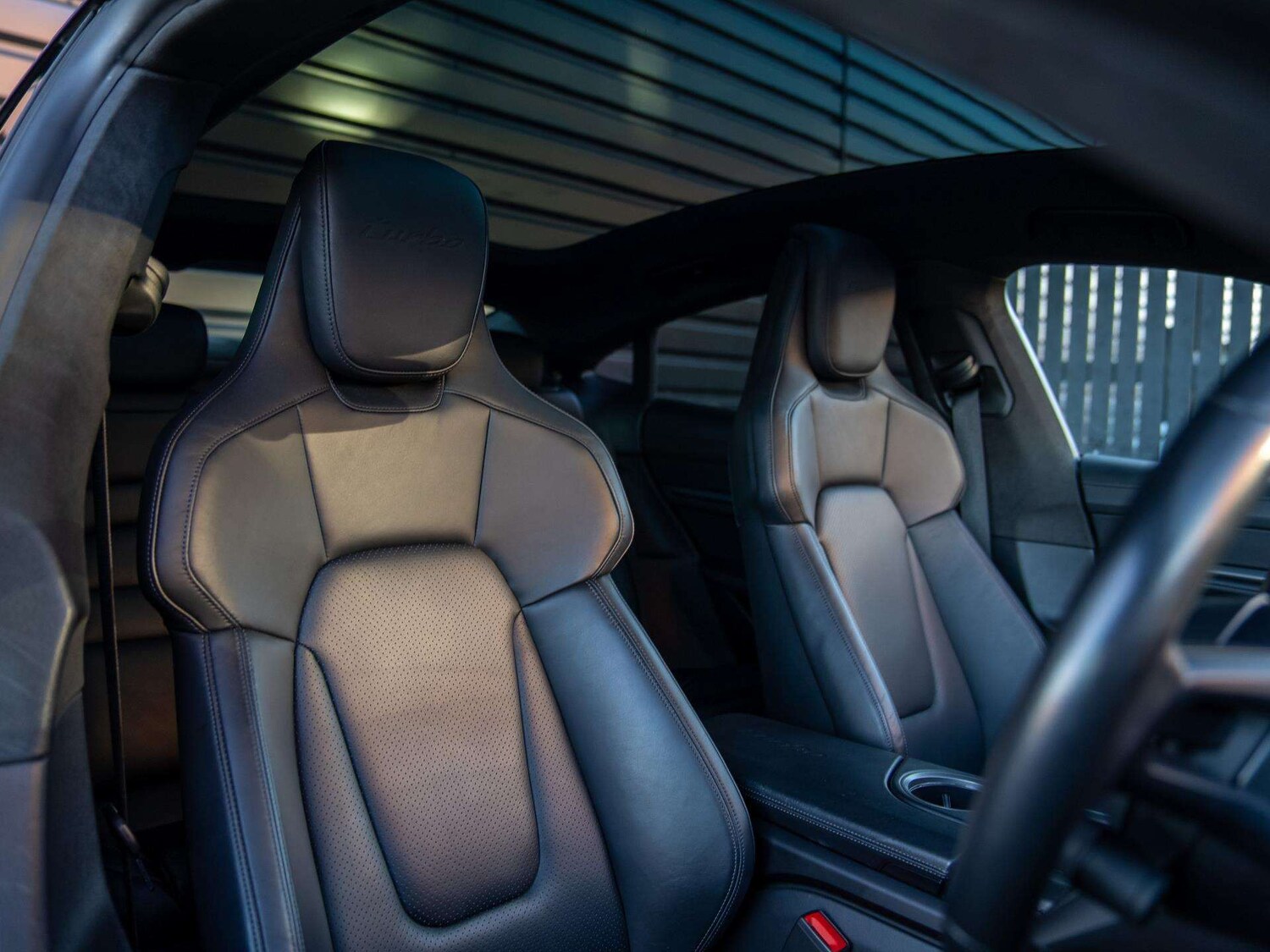 Used Porsche Taycan 2020 for sale - 76967948: Photo 10