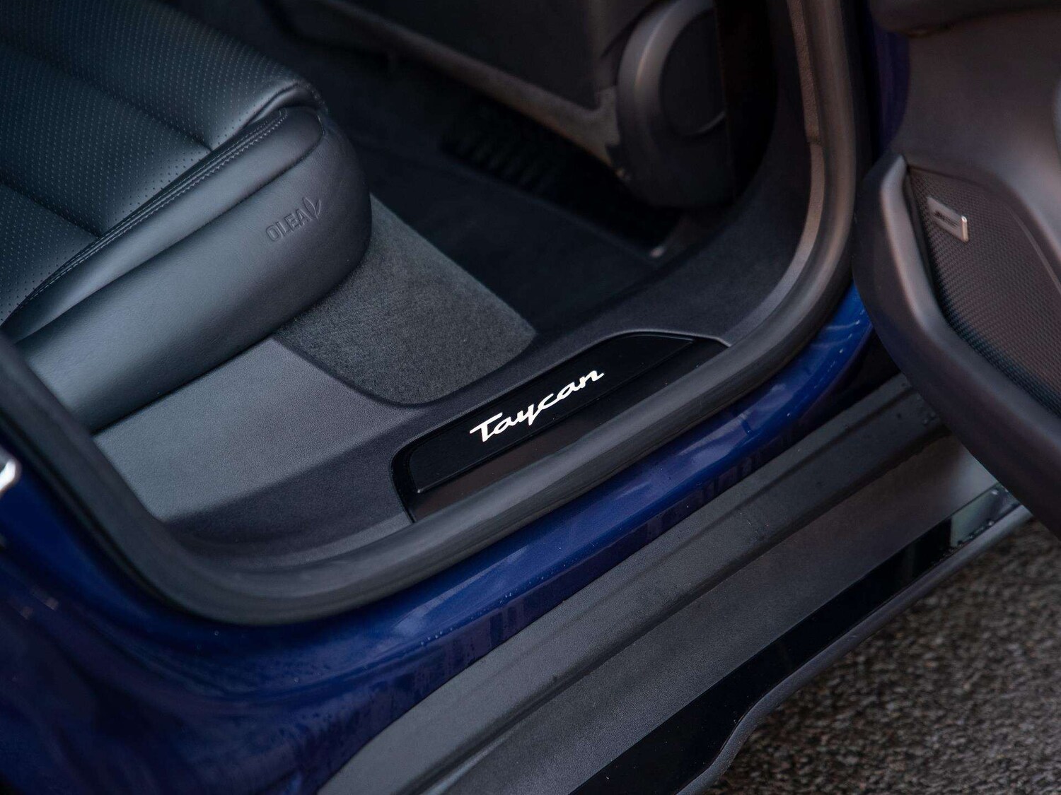 Used Porsche Taycan 2020 for sale - 76967948: Photo 14