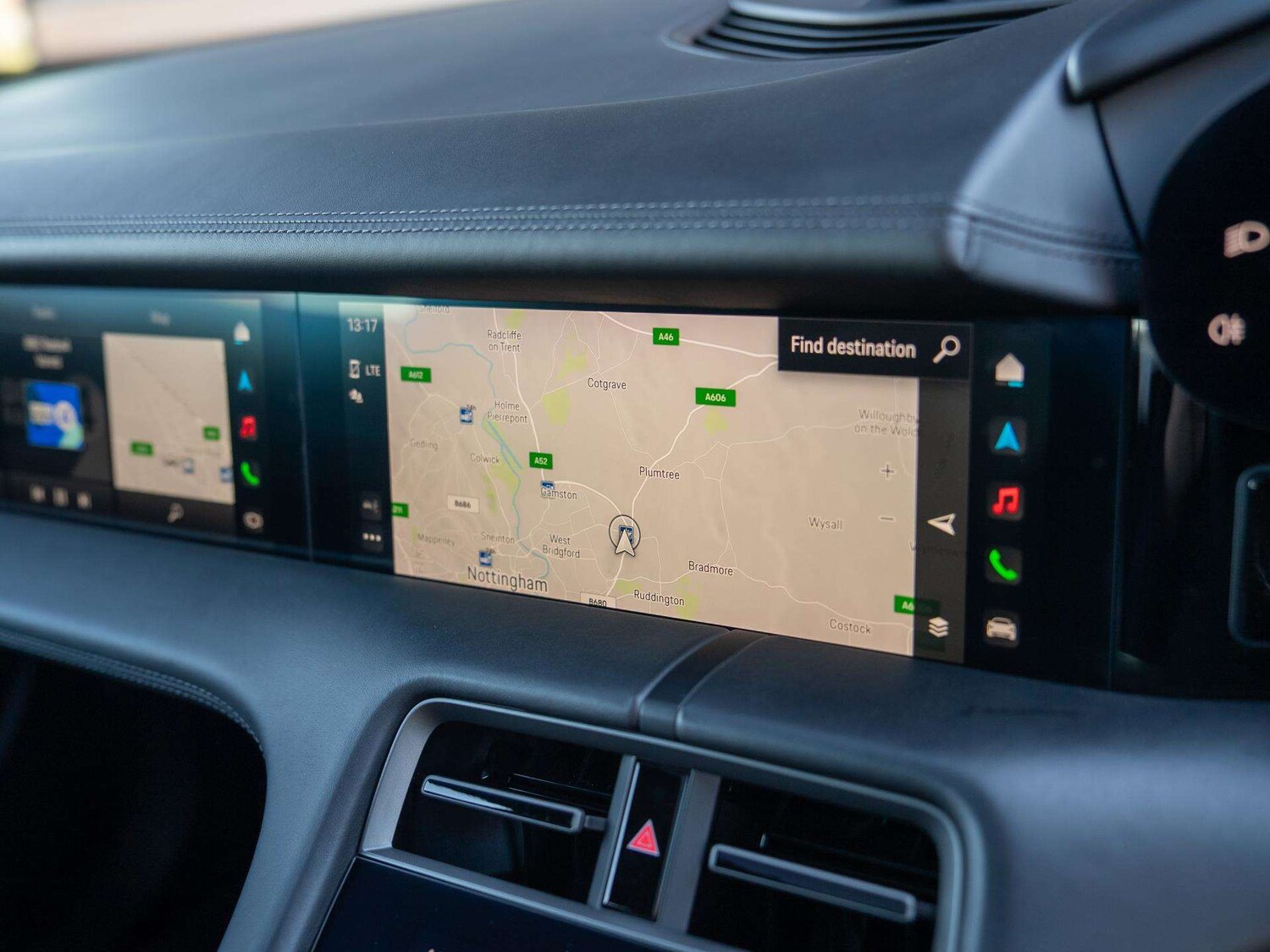 Used Porsche Taycan 2020 for sale - 76967948: Photo 24