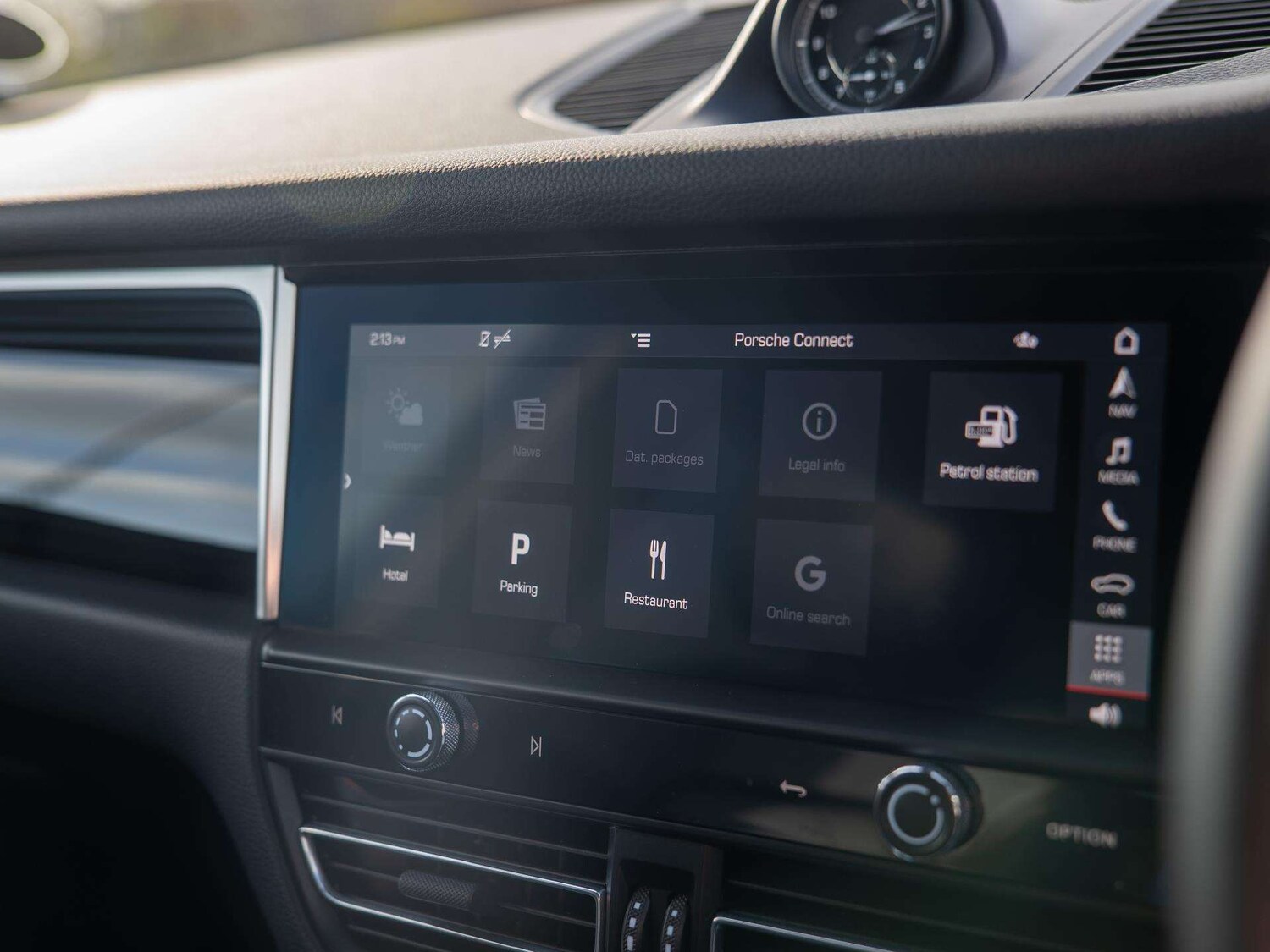 Used Porsche Macan 2021 for sale - 77699013: Photo 24