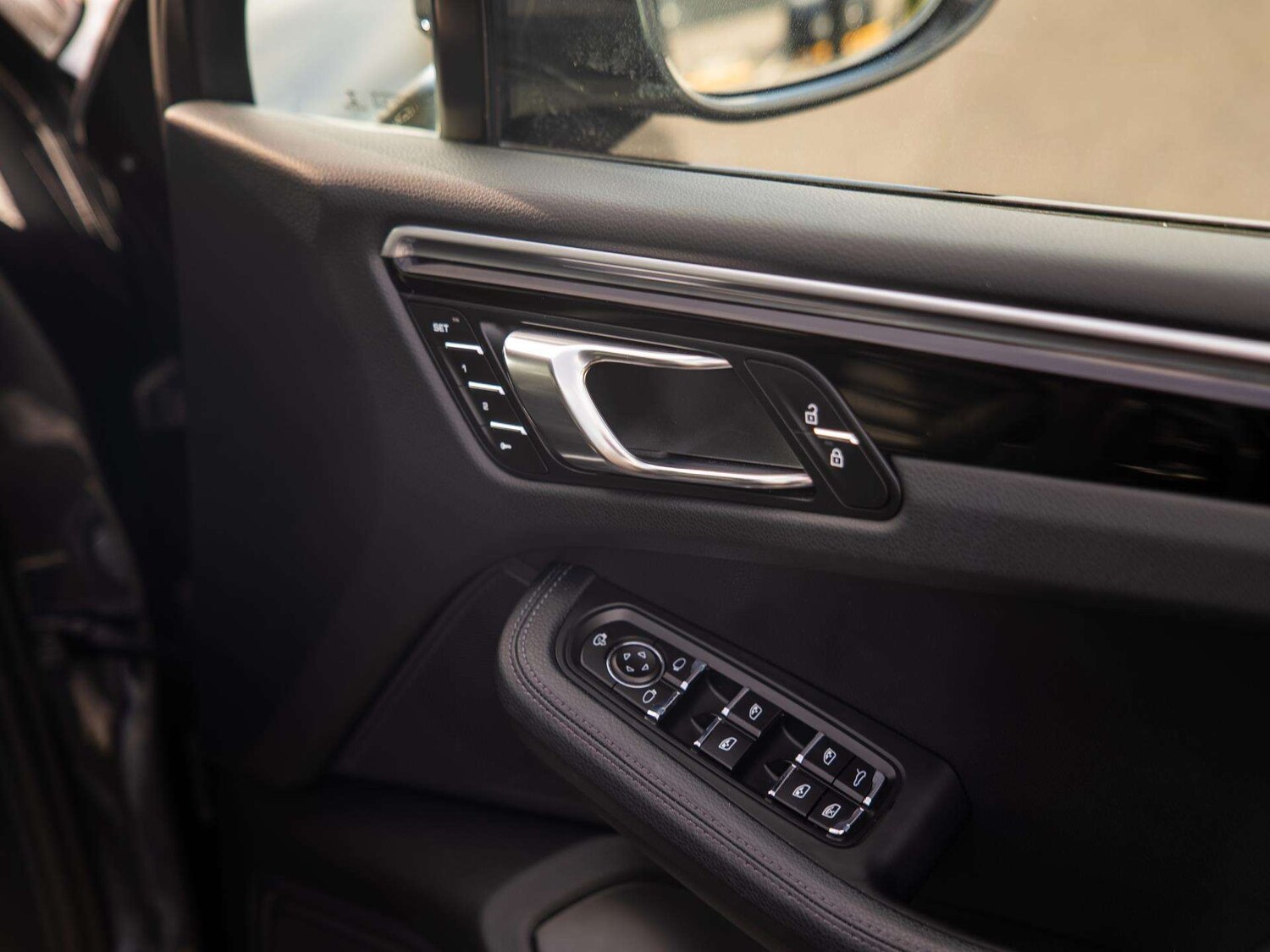 Used Porsche Macan 2021 for sale - 77699013: Photo 25