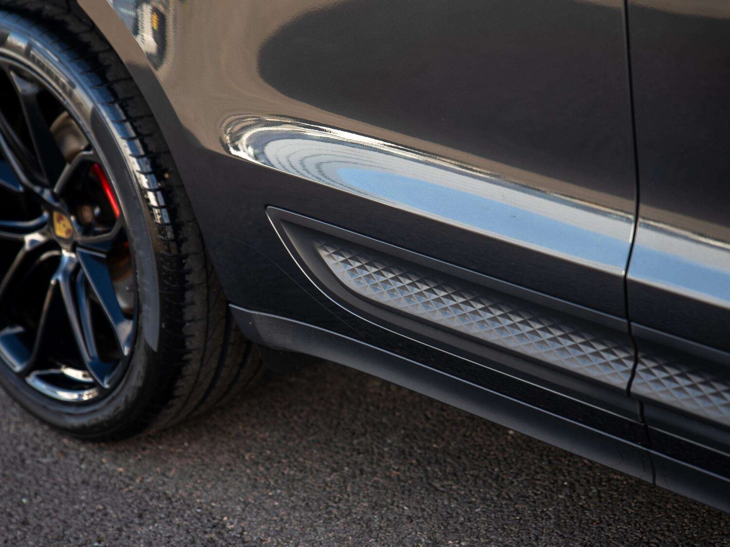 Used Porsche Macan 2021 for sale - 77699013: Photo 29