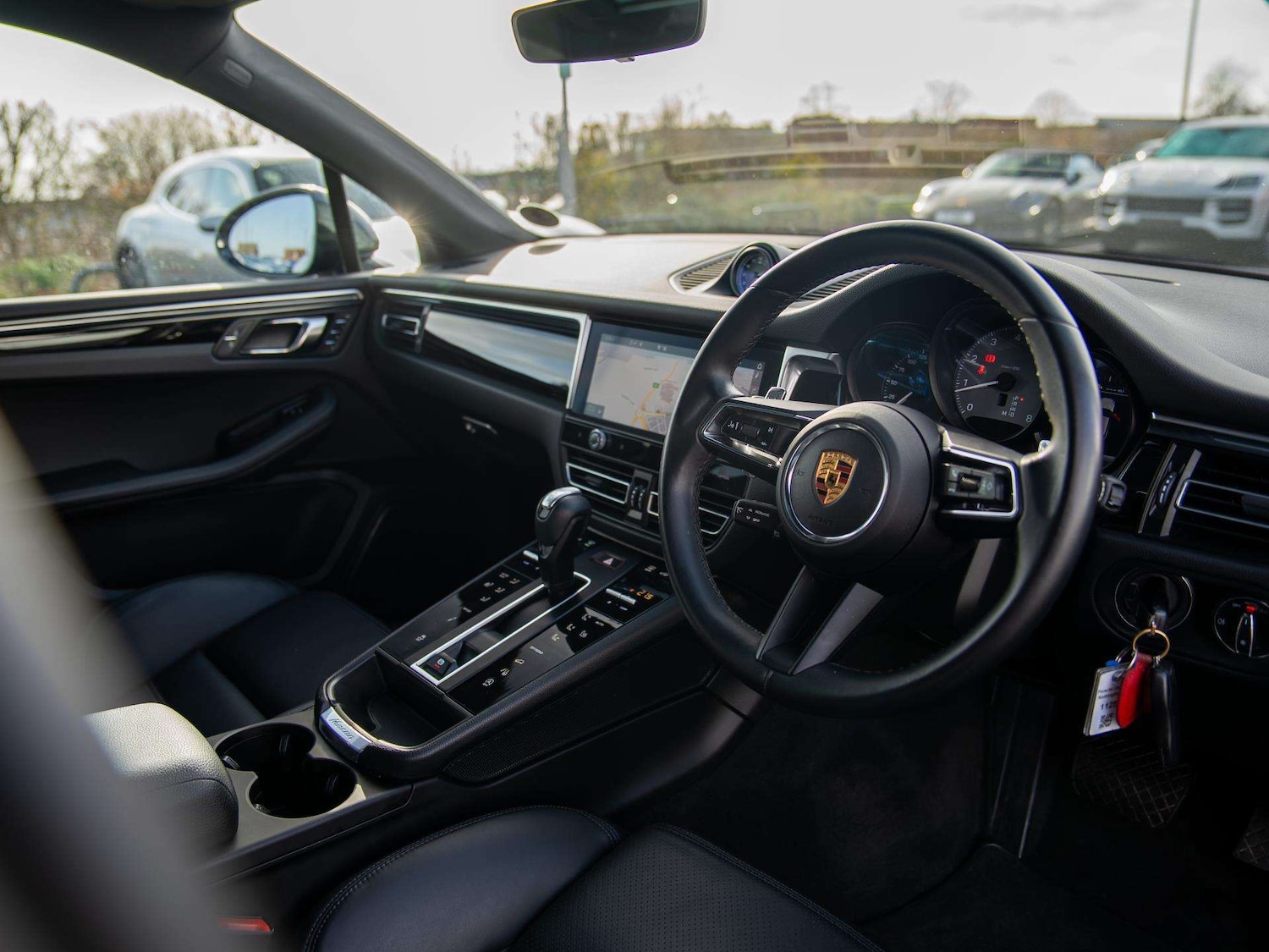 Used Porsche Macan 2021 for sale - 77699013: Photo 8