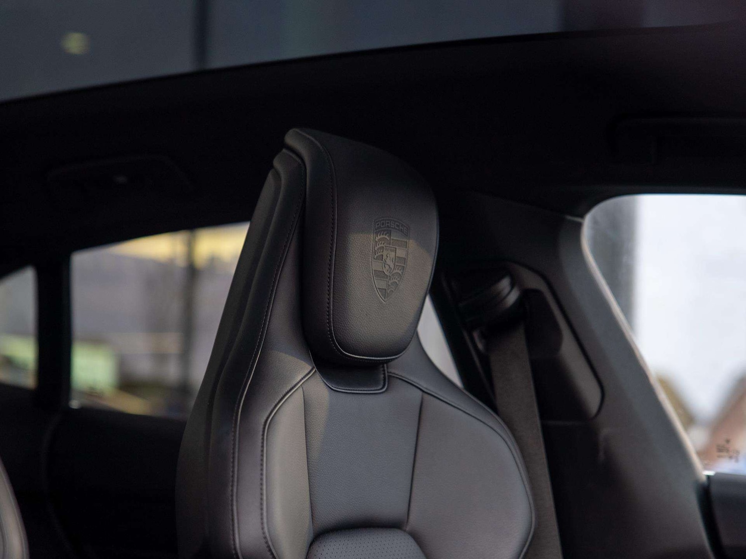 Used Porsche Taycan 2022 for sale - 77194488: Photo 12