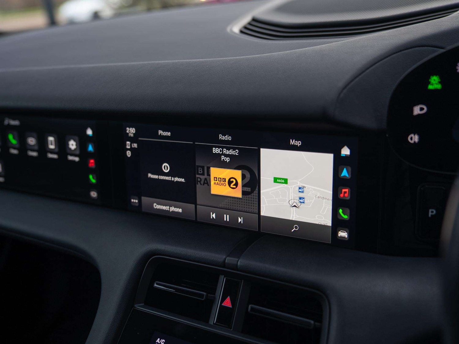 Used Porsche Taycan 2022 for sale - 77194488: Photo 21