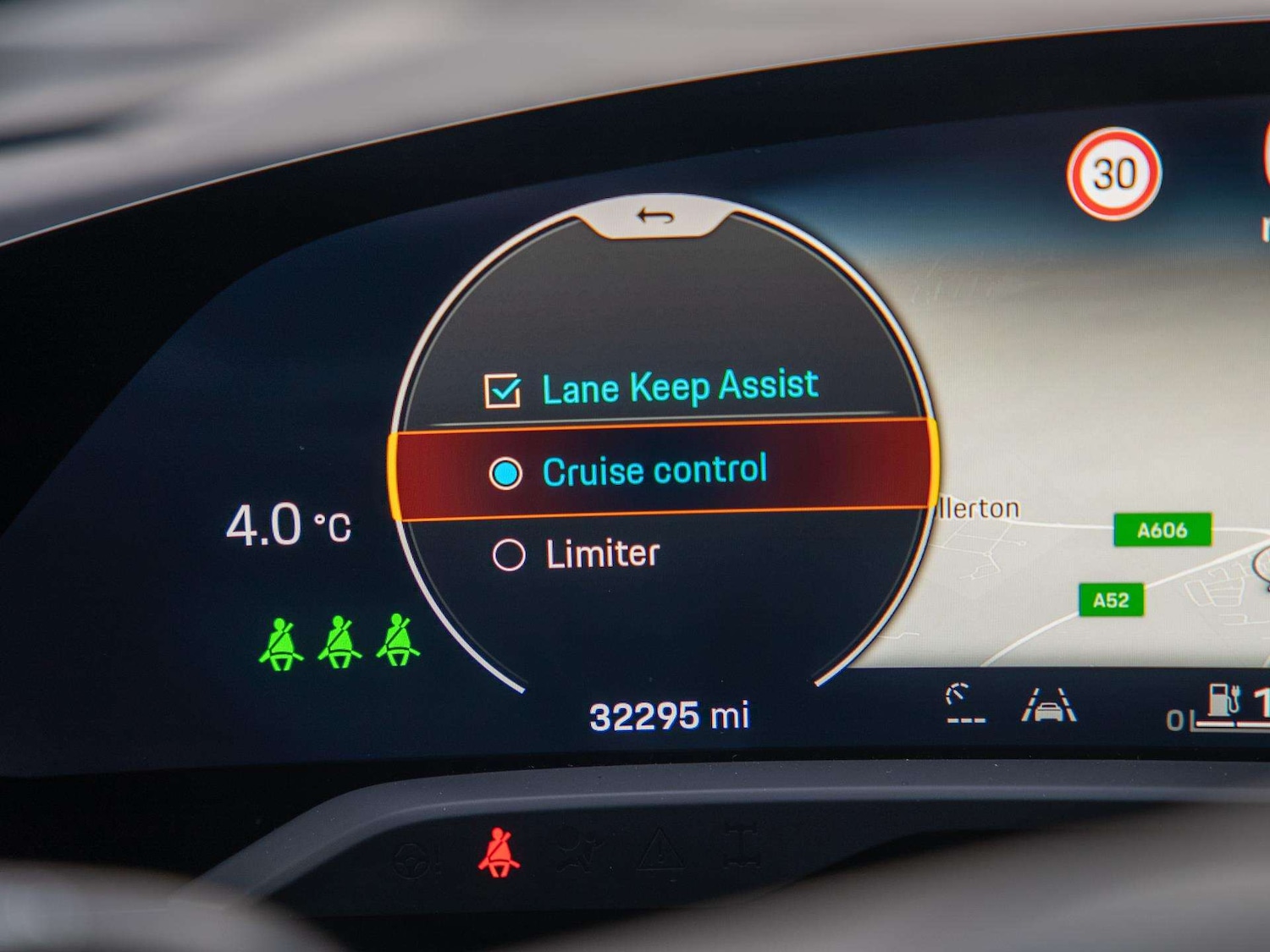 Used Porsche Taycan 2022 for sale - 77194488: Photo 27