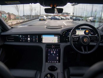 Used Porsche Taycan 2022 for sale - 77194488: Photo