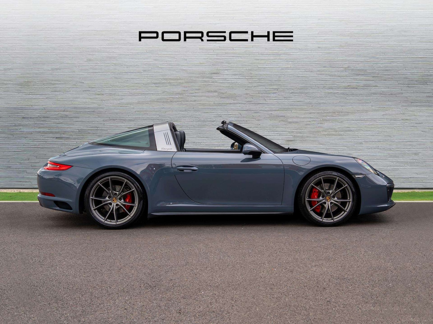 Used Porsche 911 2016 for sale - 76401459: Photo 5