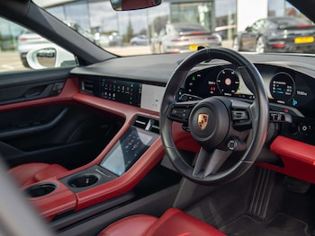 Used Porsche Taycan 2020 for sale - 79467026: Photo