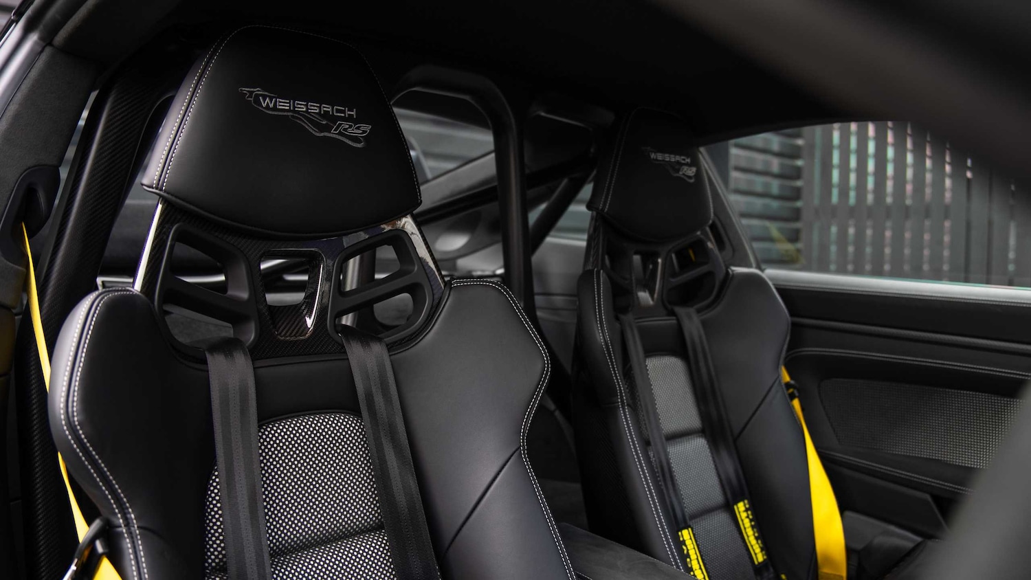 Used Porsche 911 2025 for sale - 76475855: Photo 2