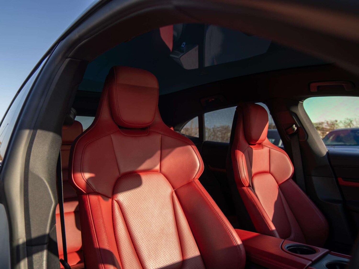 Used Porsche Taycan 2022 for sale - 77960636: Photo 11