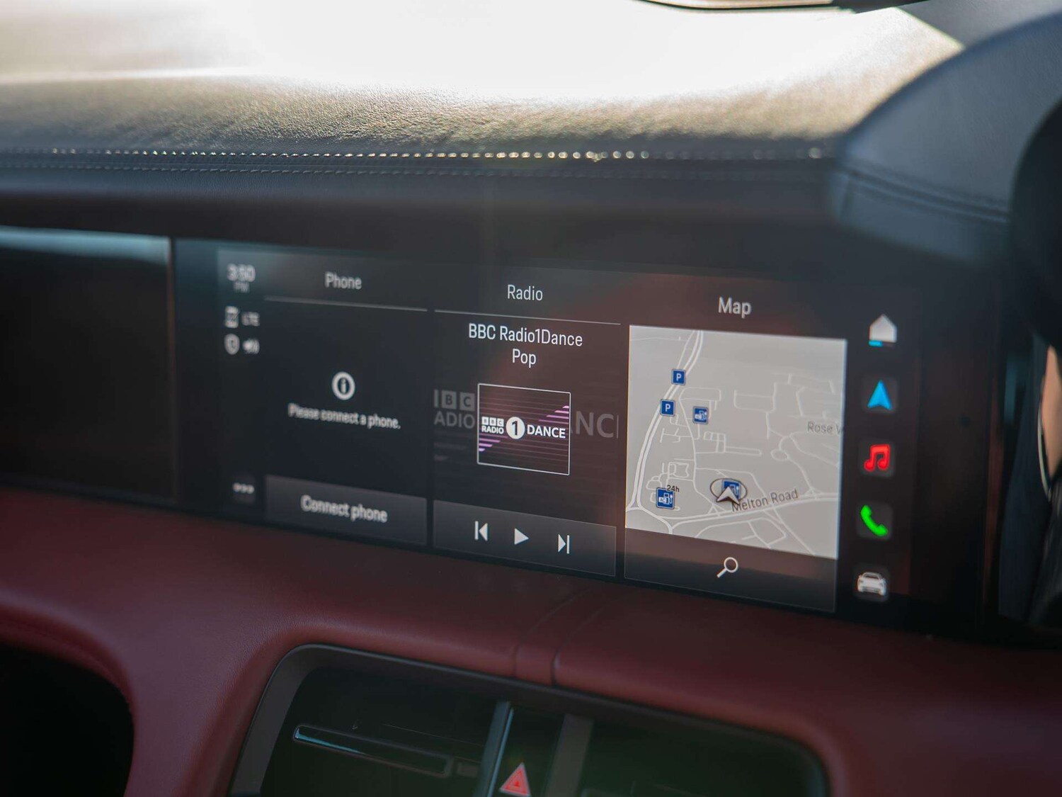 Used Porsche Taycan 2022 for sale - 77960636: Photo 18