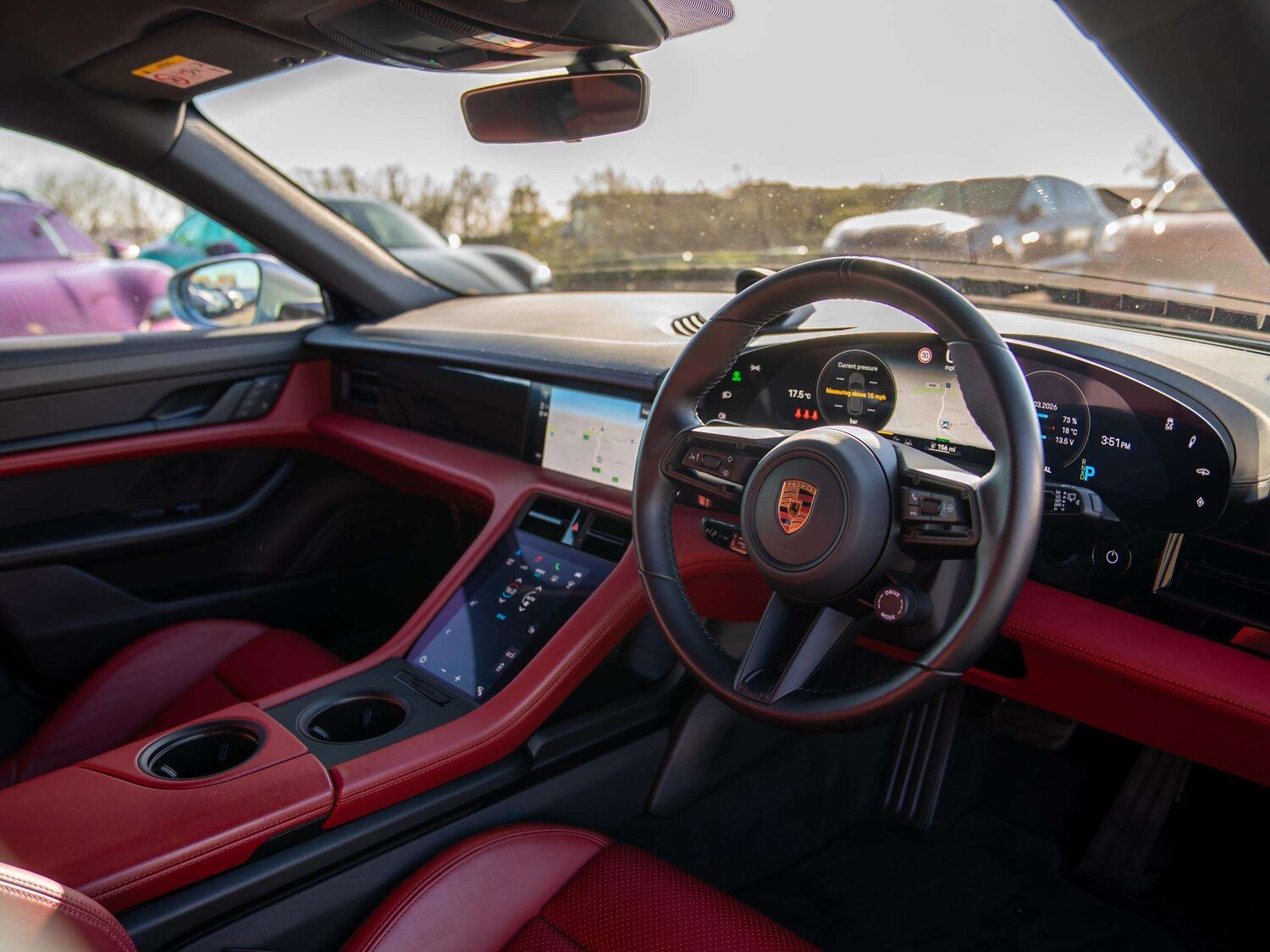 Used Porsche Taycan 2022 for sale - 77960636: Photo 3