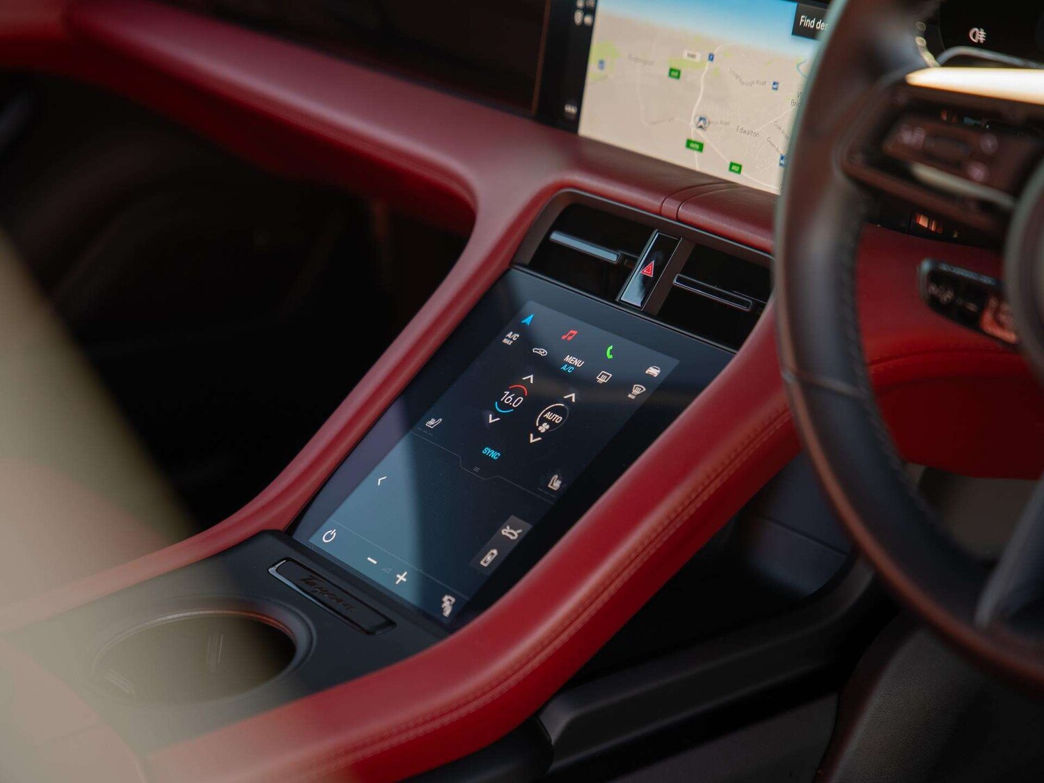 Used Porsche Taycan 2022 for sale - 77960636: Photo 30