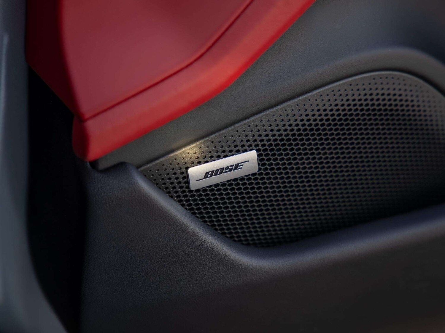 Used Porsche Taycan 2022 for sale - 77960636: Photo 32