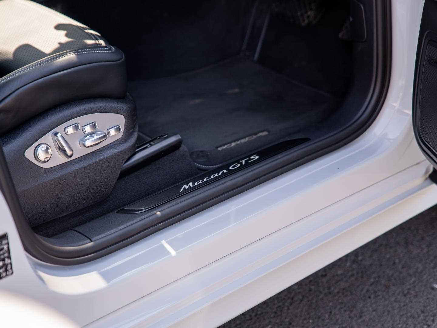 Vehicle 34