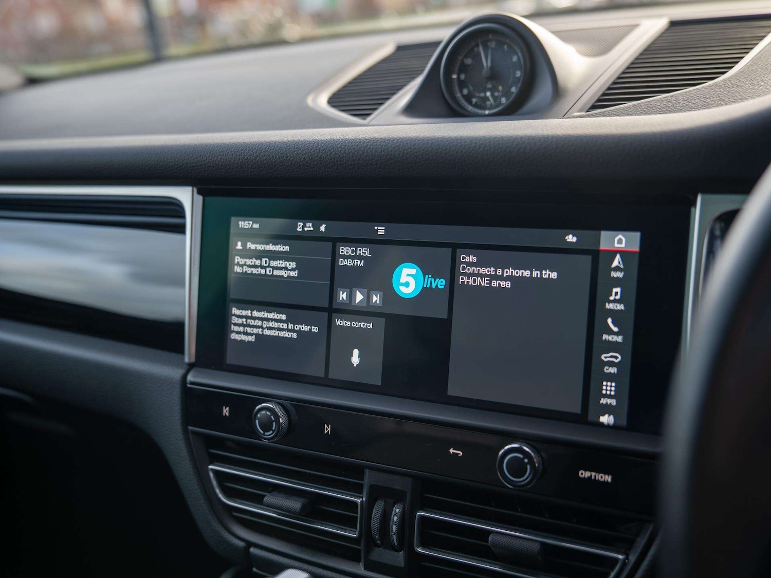 Used Porsche Macan 2022 for sale - 77282053: Photo 15