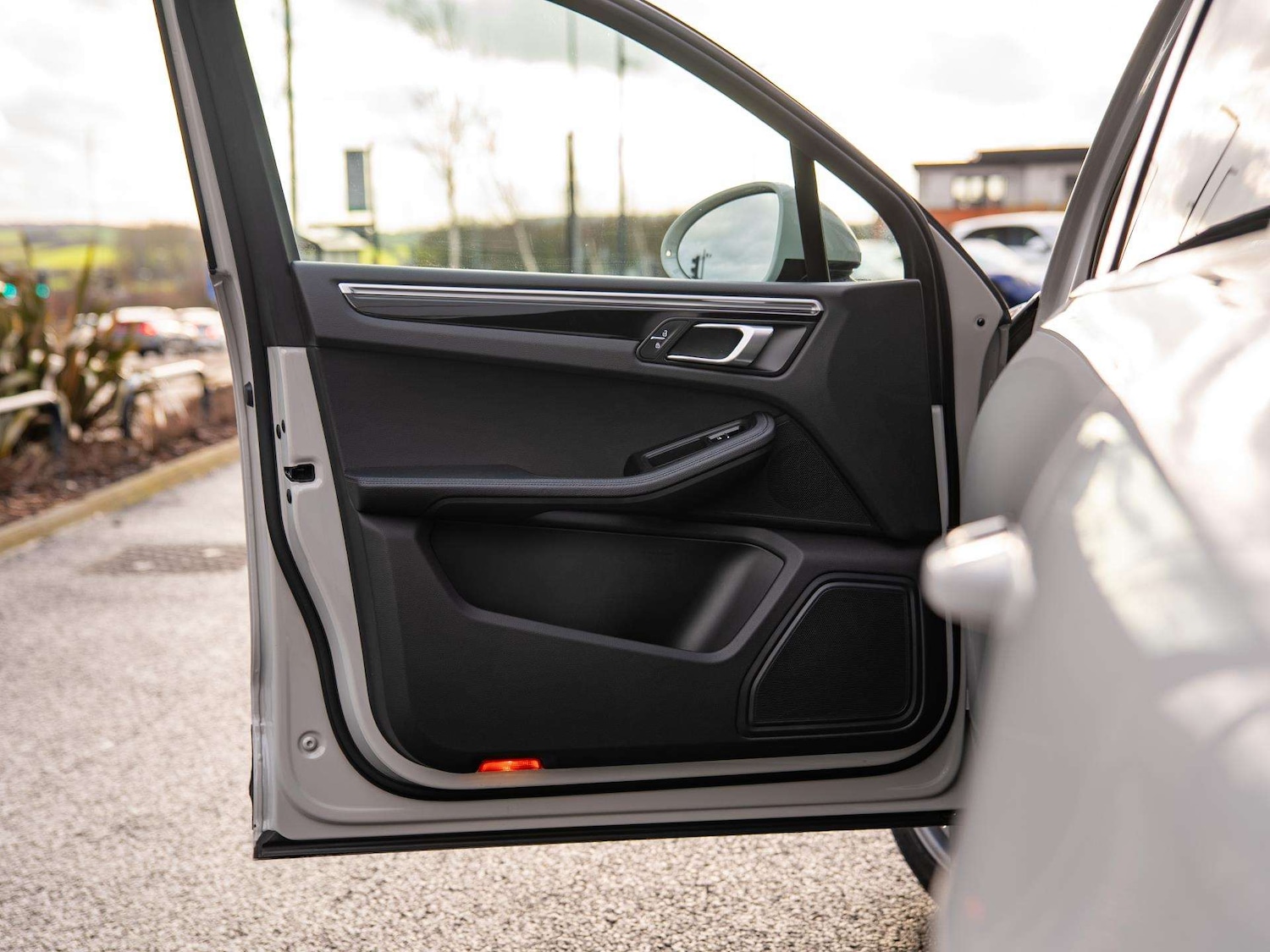 Used Porsche Macan 2022 for sale - 77282053: Photo 28