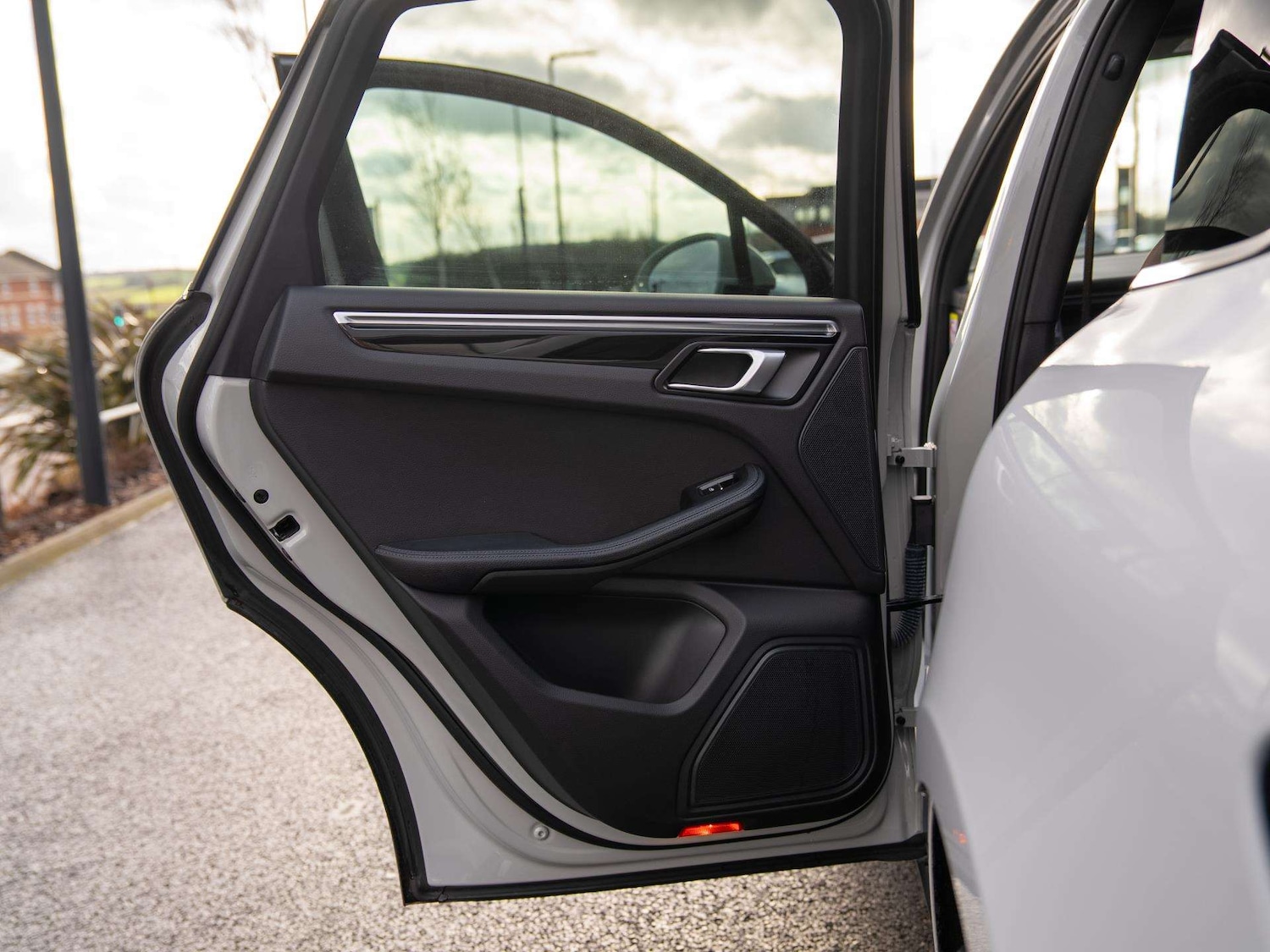 Used Porsche Macan 2022 for sale - 77282053: Photo 29