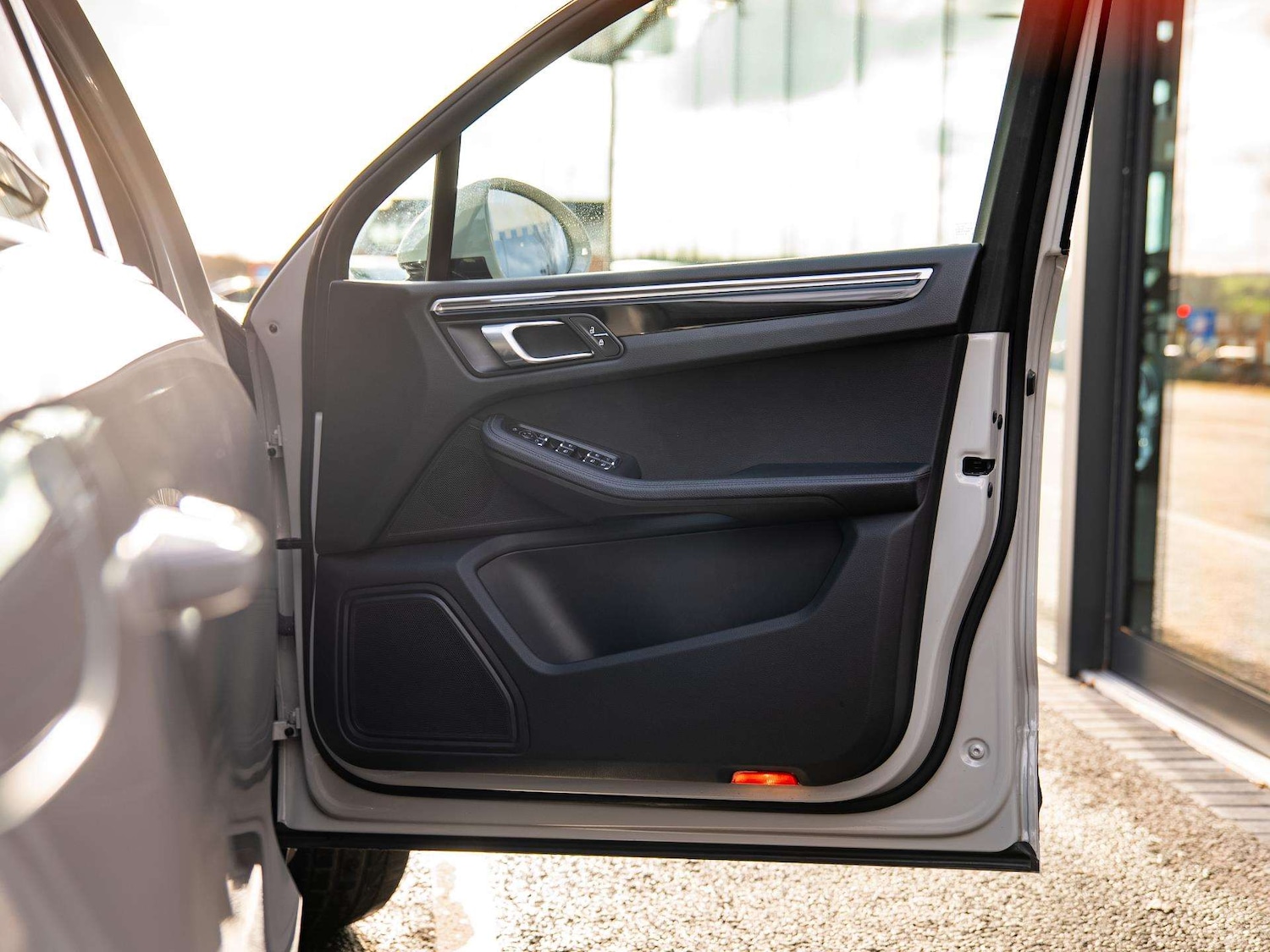 Used Porsche Macan 2022 for sale - 77282053: Photo 30