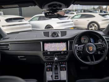 Used Porsche Macan 2022 for sale - 79784581: Photo