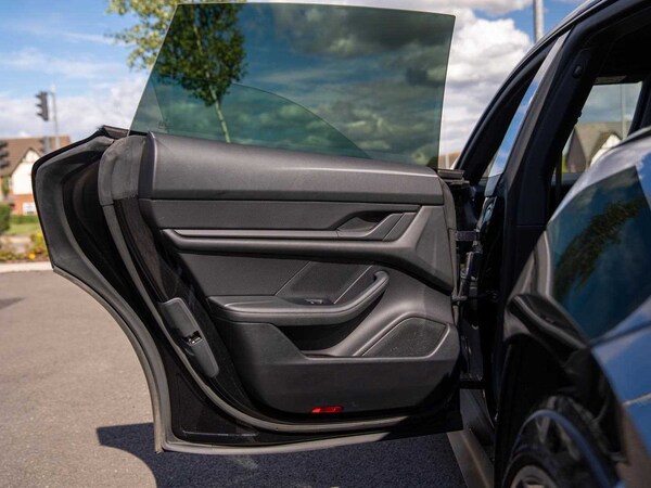 Used Porsche Taycan 2023 for sale - 75417928: Photo 15