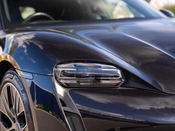 Used Porsche Taycan 2023 for sale - 75417928: Photo 31