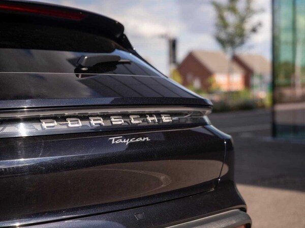Used Porsche Taycan 2023 for sale - 75417928: Photo 33