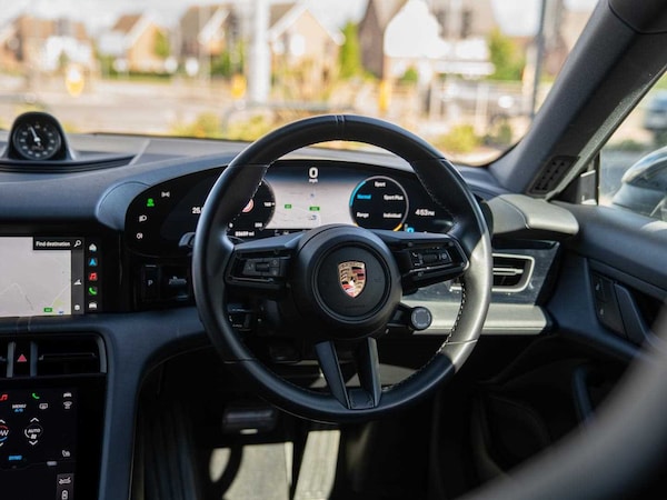 Used Porsche Taycan 2023 for sale - 75417928: Photo 8