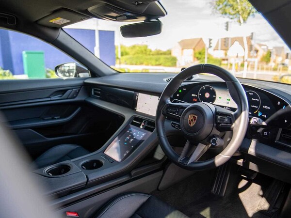Used Porsche Taycan 2023 for sale - 75417928: Photo 9