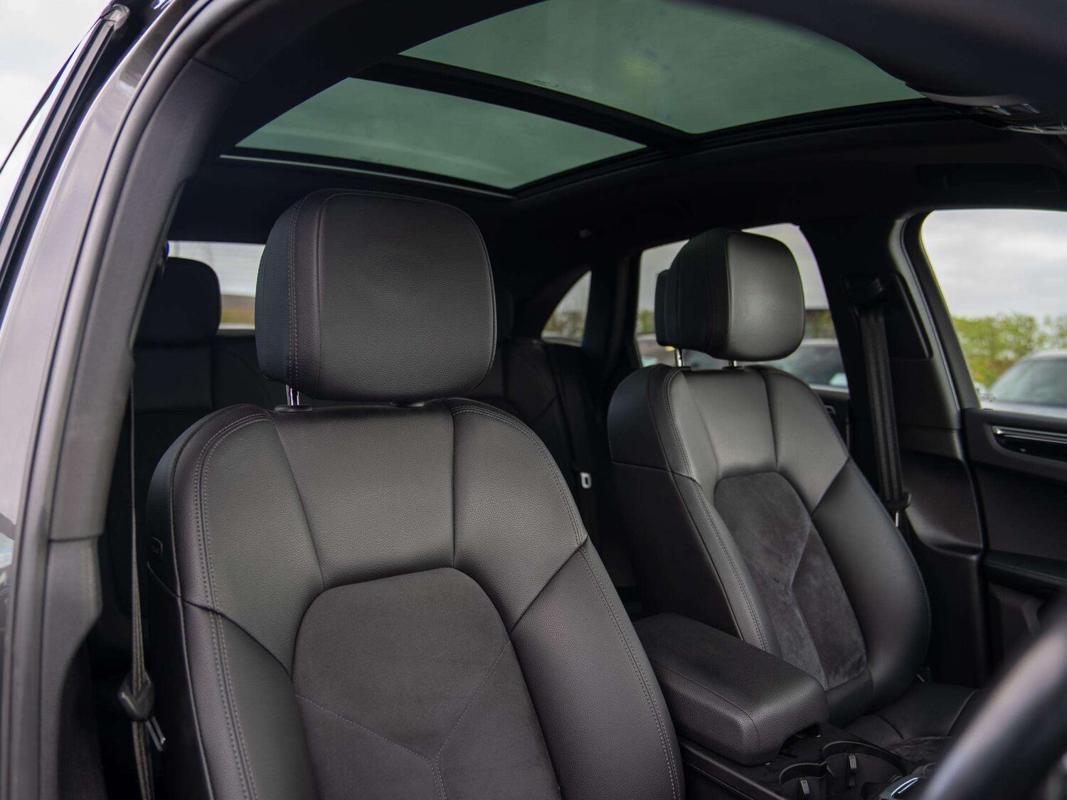 Used Porsche Macan 2018 for sale - 78090193: Photo 11