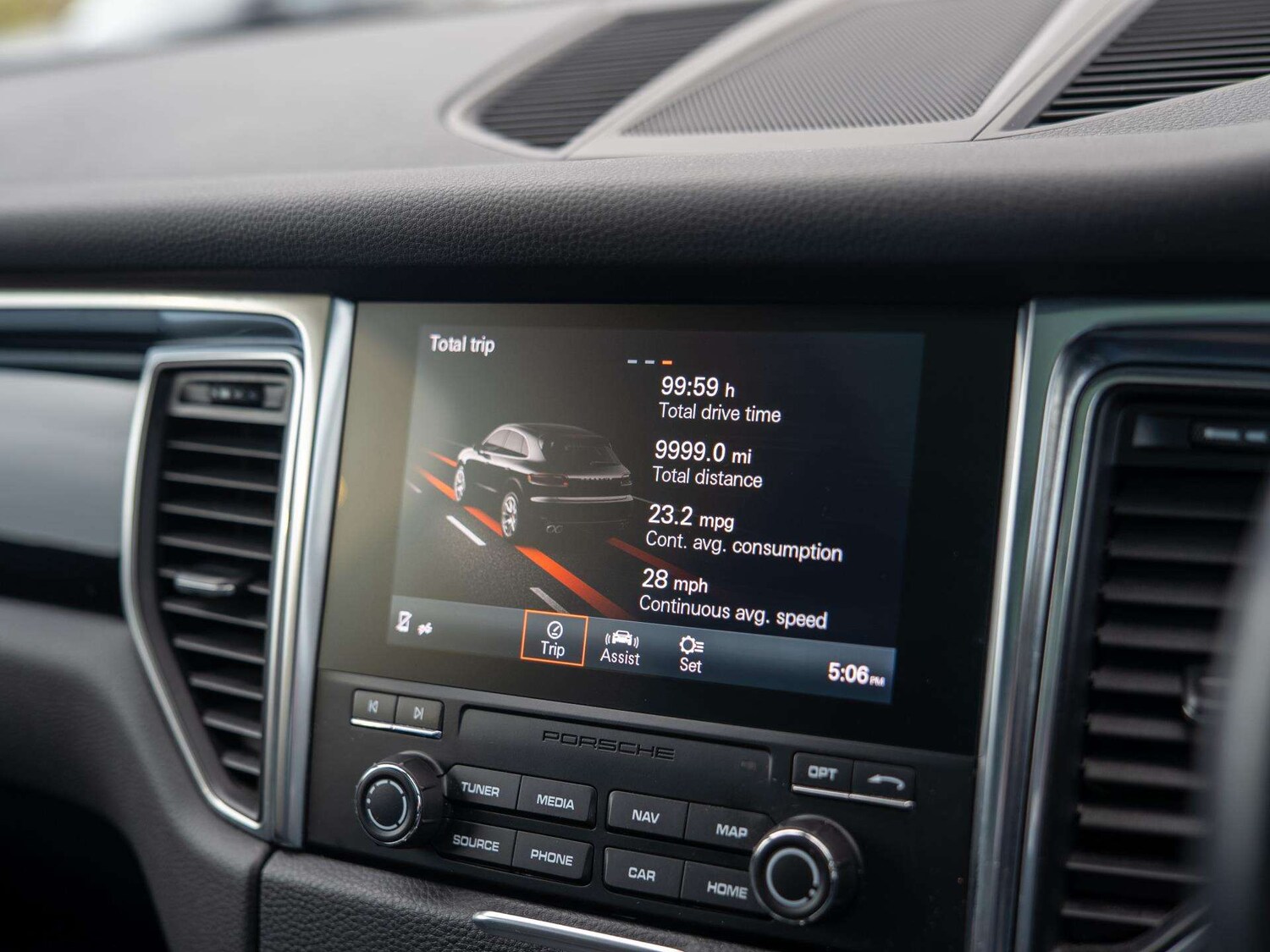 Used Porsche Macan 2018 for sale - 78090193: Photo 22