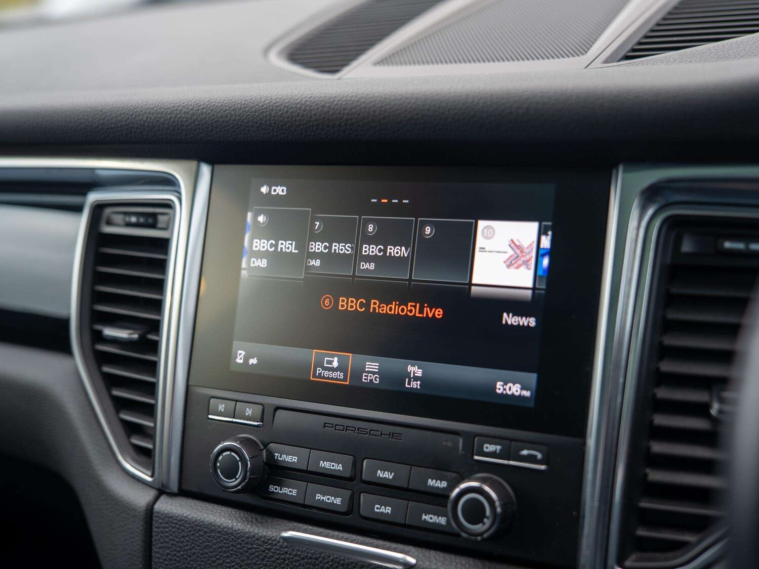 Used Porsche Macan 2018 for sale - 78090193: Photo 23