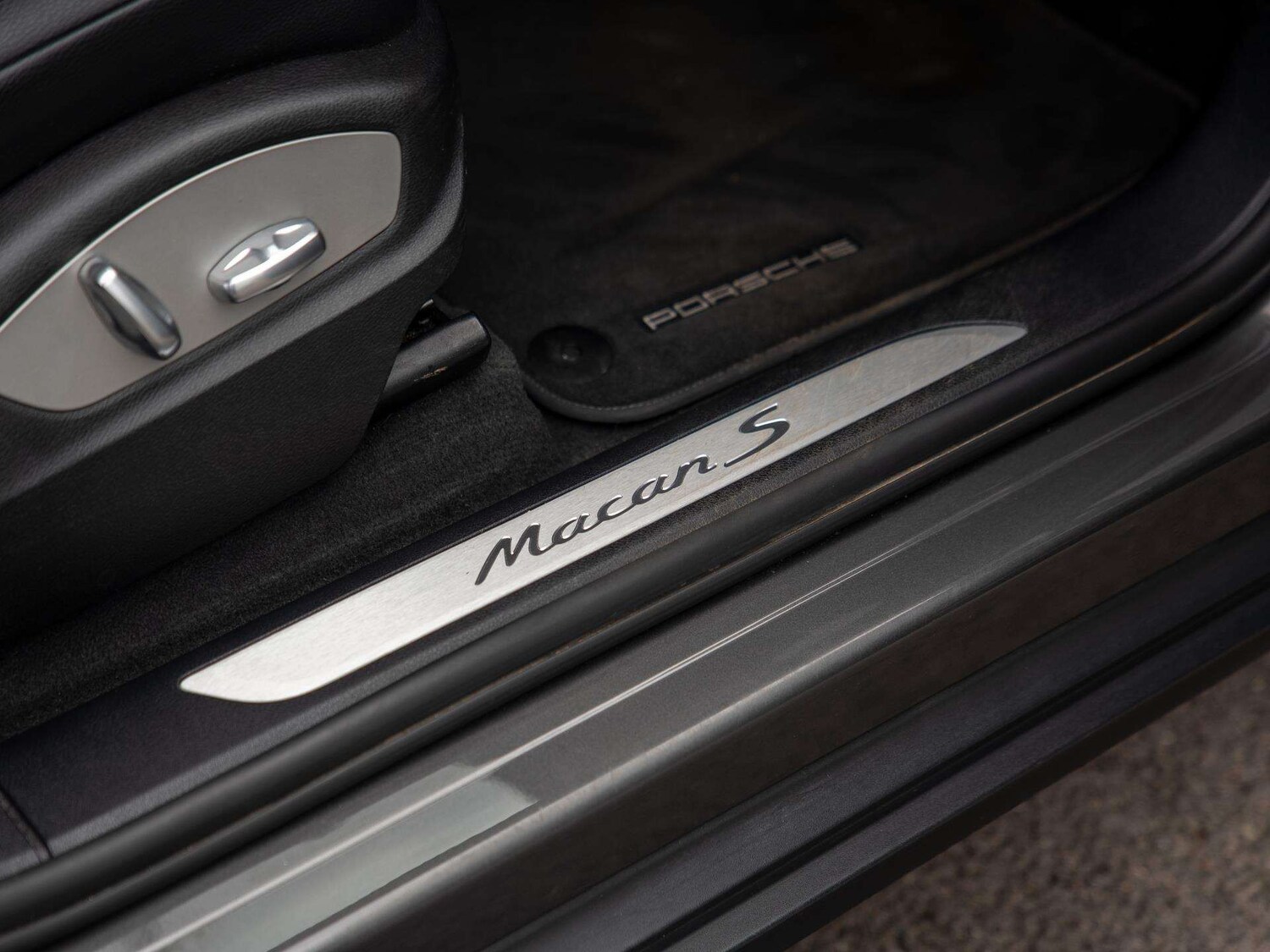 Used Porsche Macan 2018 for sale - 78090193: Photo 27