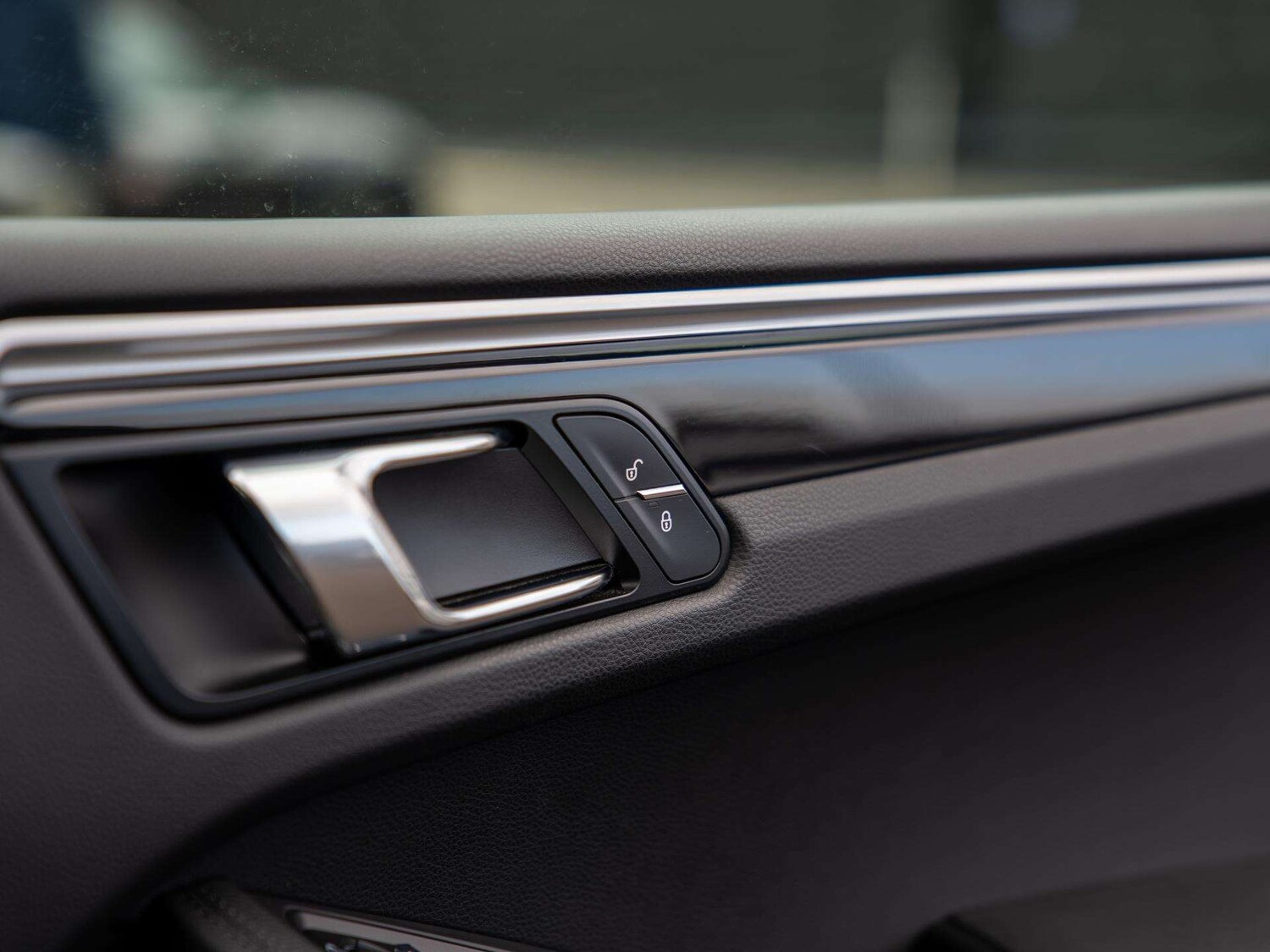 Used Porsche Macan 2018 for sale - 78090193: Photo 30