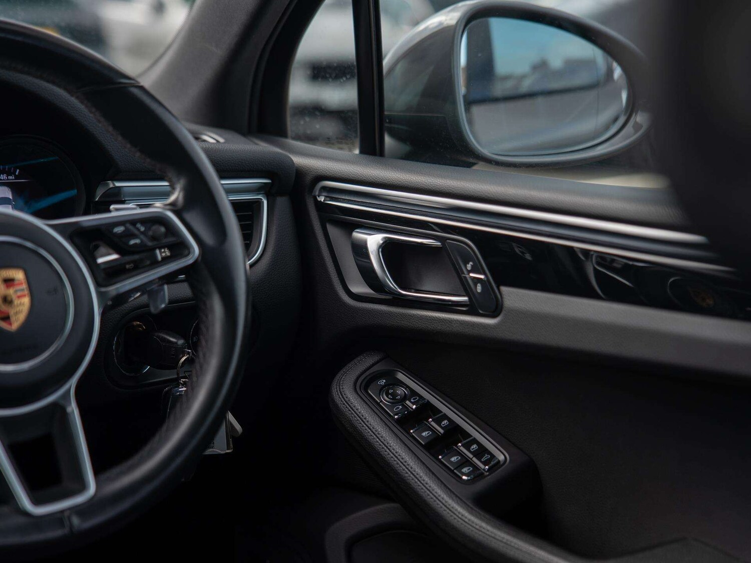 Used Porsche Macan 2018 for sale - 78090193: Photo 33