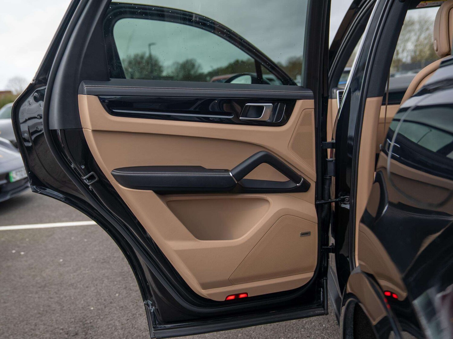 Used Porsche Cayenne 2023 for sale - 78023980: Photo 35