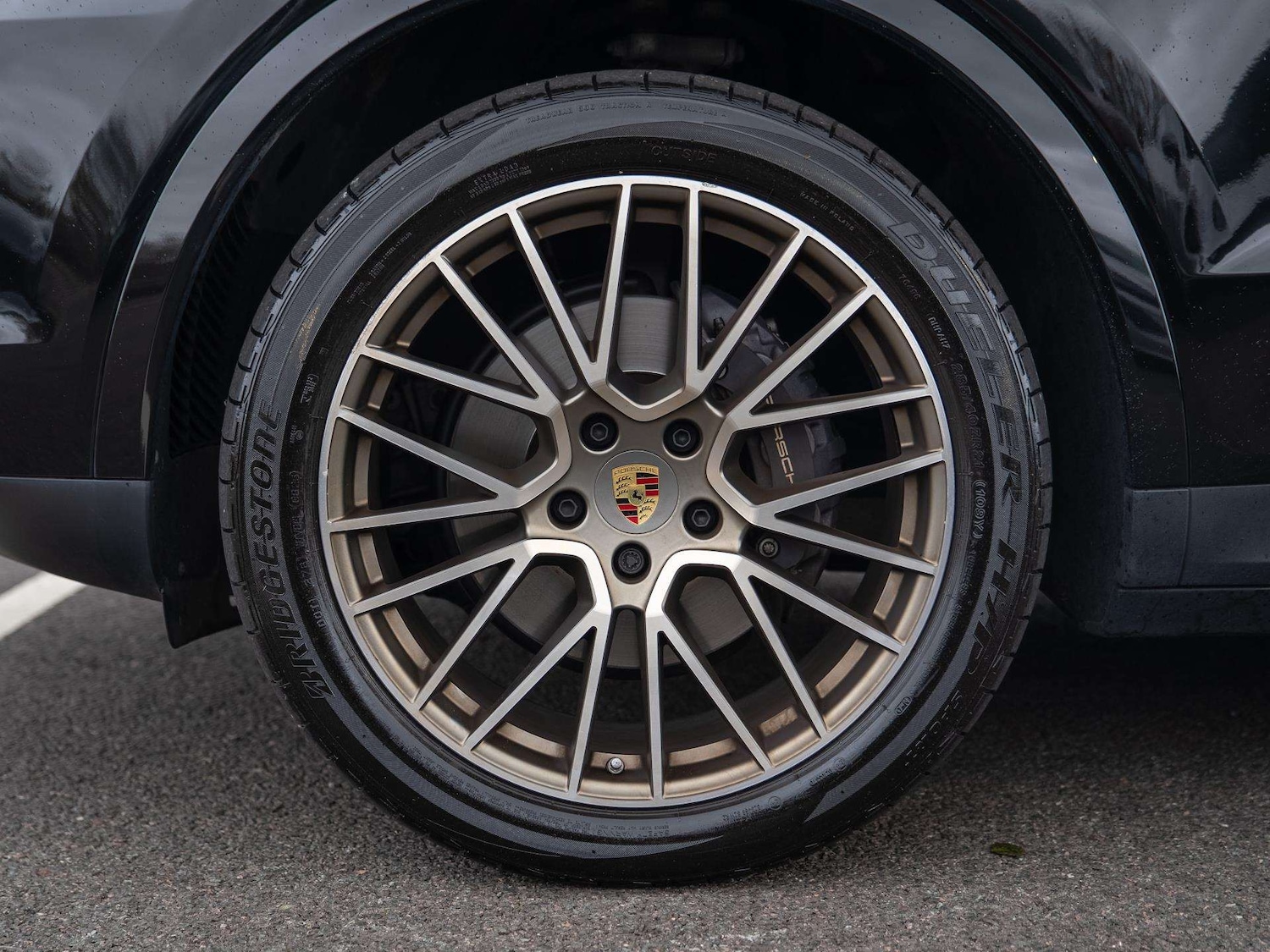 Used Porsche Cayenne 2023 for sale - 78023980: Photo 4