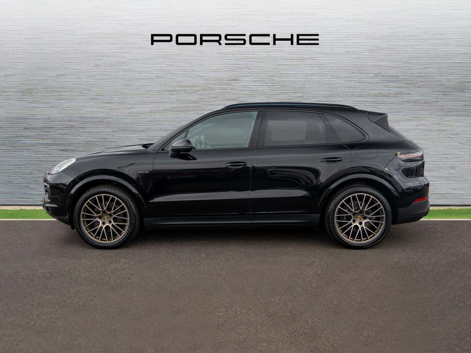 Used Porsche Cayenne 2023 for sale - 78023980: Photo 5
