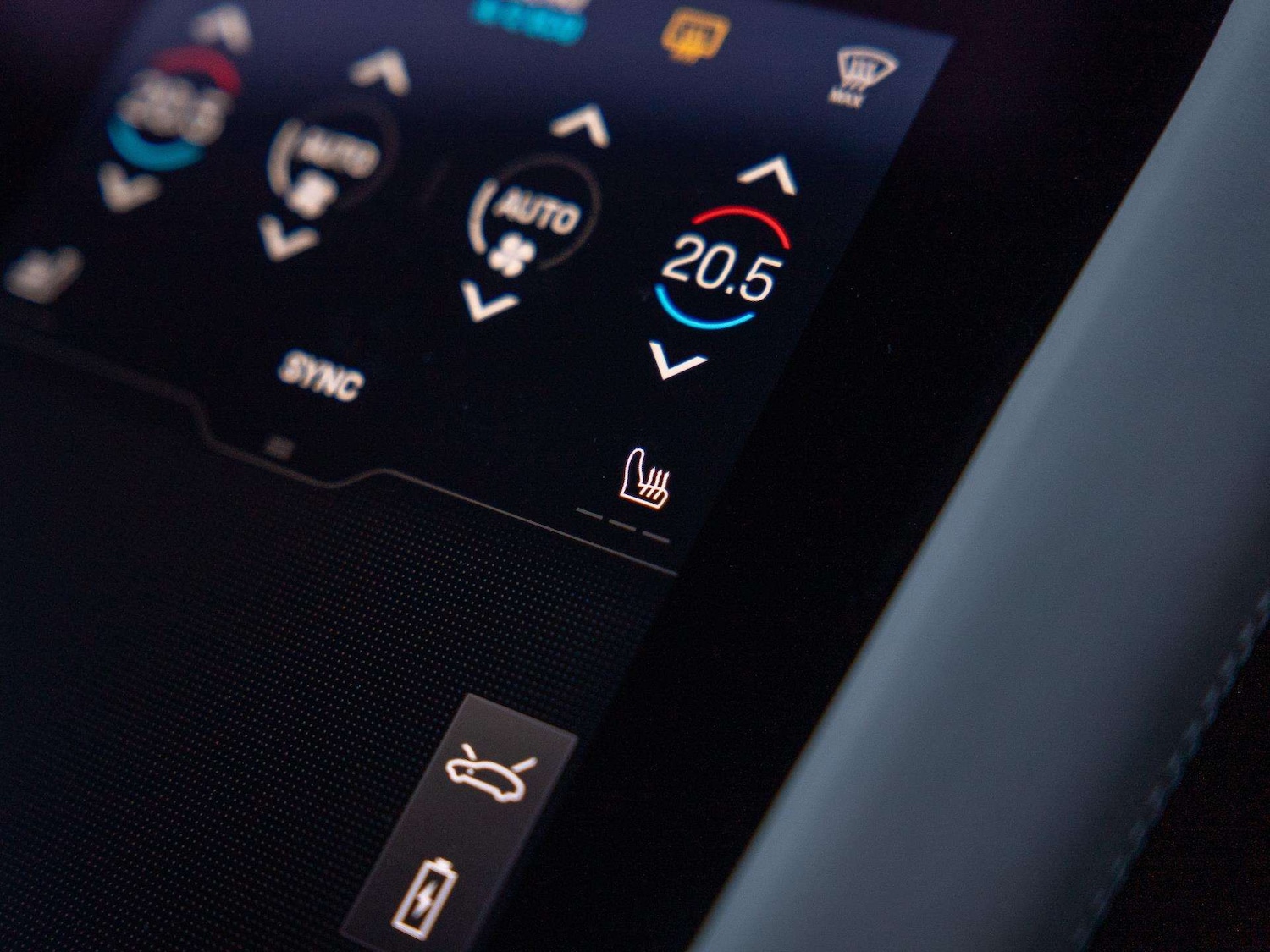 Used Porsche Taycan 2023 for sale - 76978740: Photo 15